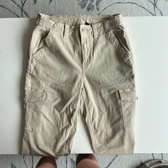 AE Stretch High-Waisted Cargo Pant in Khaki (size 8) - Picture 2 of 6